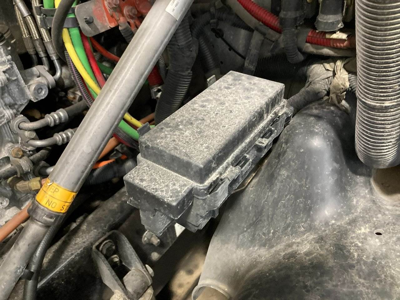 2016 Freightliner Cascadia Fuse Box For Sale | Winimac, IN | 25440093