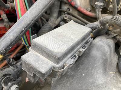 Freightliner Cascadia Fuse Box