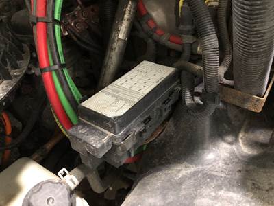 Freightliner Cascadia Fuse Box