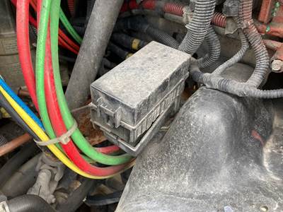 Freightliner Cascadia Fuse Box