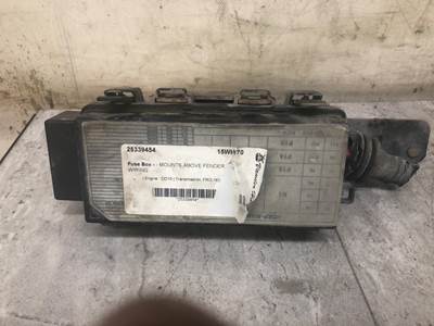 Freightliner Cascadia Fuse Box