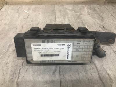 Freightliner Cascadia Fuse Box