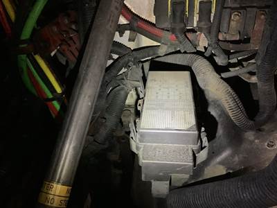 Freightliner Cascadia Fuse Box