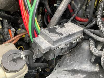 Freightliner Cascadia Fuse Box