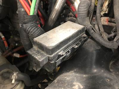 Freightliner Cascadia Fuse Box