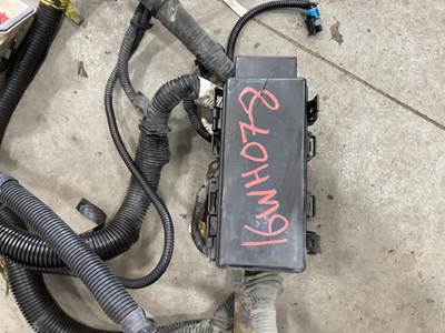 Freightliner Cascadia Fuse Box