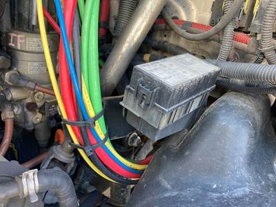 Freightliner Cascadia Fuse Box