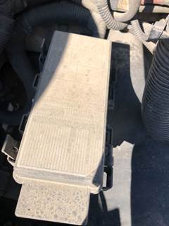 Freightliner Cascadia Fuse Box