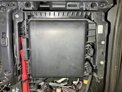 Freightliner Cascadia Fuse Box