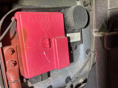 Freightliner Cascadia Fuse Box