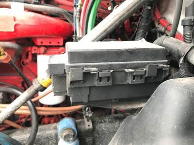 Freightliner Cascadia Fuse Box