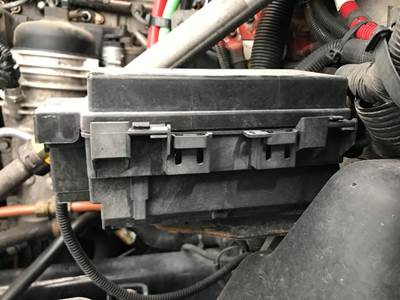 Freightliner Cascadia Fuse Box