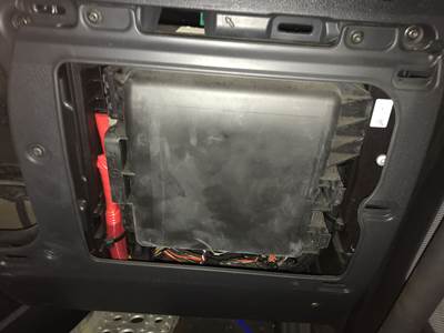 Freightliner Cascadia Fuse Box