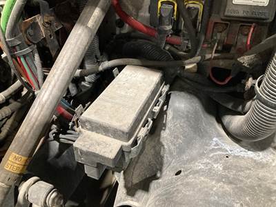 Freightliner Cascadia Fuse Box