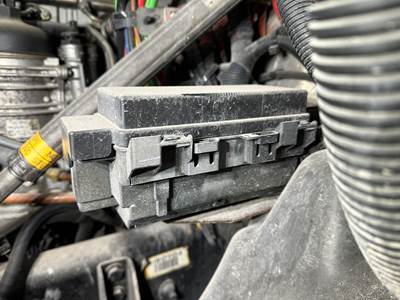 Freightliner Cascadia Fuse Box
