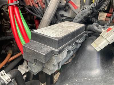 Freightliner Cascadia Fuse Box