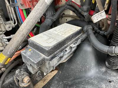 Freightliner Cascadia Fuse Box