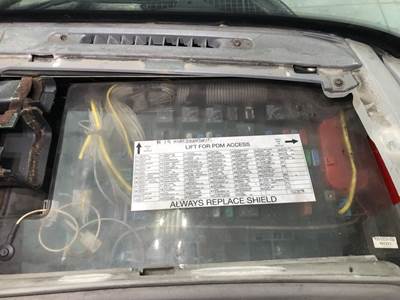 Freightliner Columbia 120 Fuse Box