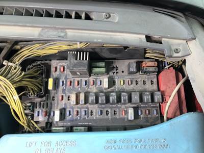 Freightliner Columbia 120 Fuse Box