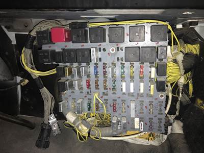 Freightliner FL70 Fuse Box
