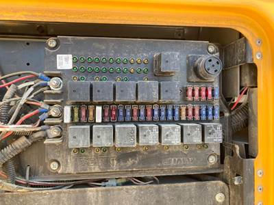 Freightliner FS65 Fuse Box