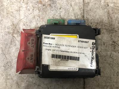 Freightliner M2 106 Fuse Box