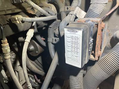 Freightliner MT Fuse Box