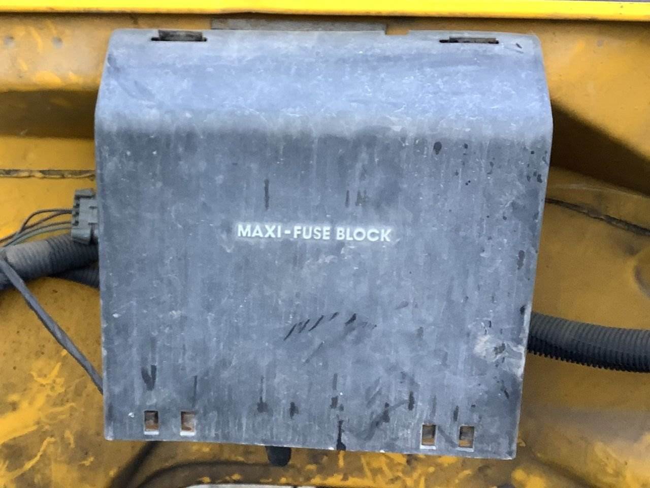 1996 GMC C7500 Fuse Box For Sale Des Moines, IA 25575007