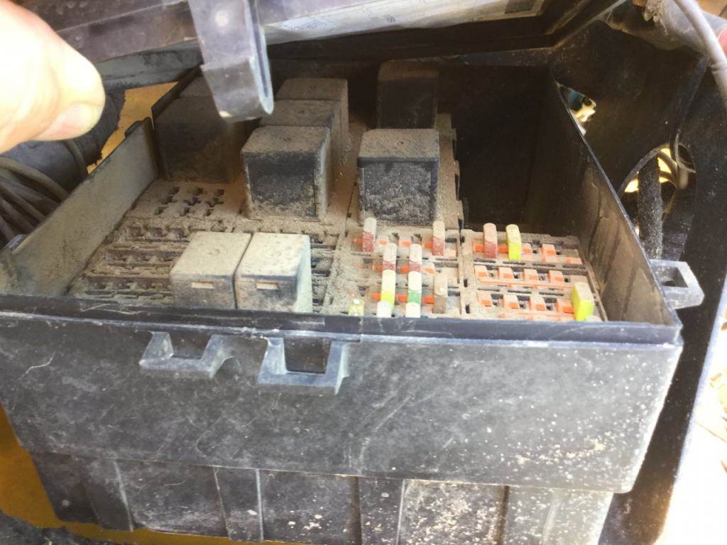 2005 International 4300 Fuse Box