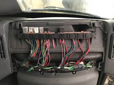 International 8600 Fuse Box