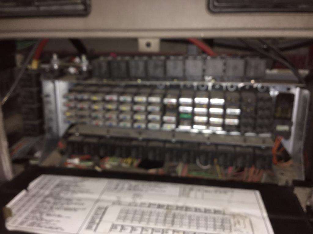 2007 International 9200 Fuse Box For Sale | Spencer, IA ... international 9400i fuse diagram 