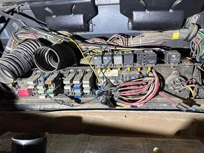 International 9300 Fuse Box