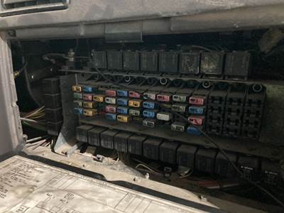 International 9400 Fuse Box