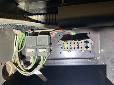 International 9400 Fuse Box