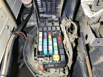 International CF600 Fuse Box