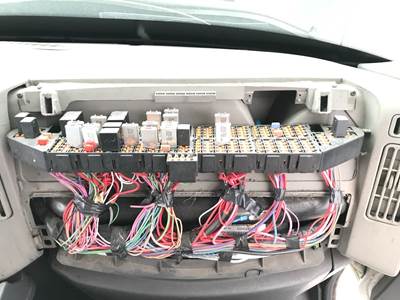 International DuraStar 4300 Fuse Box for a International Durastar (4300)