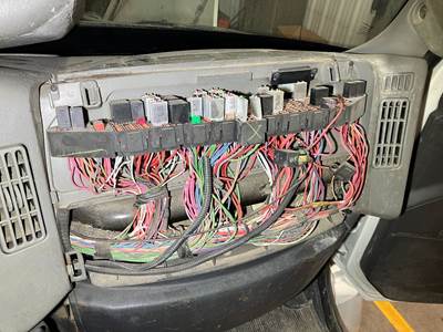International DuraStar 4300 Fuse Box for a International Durastar (4300)