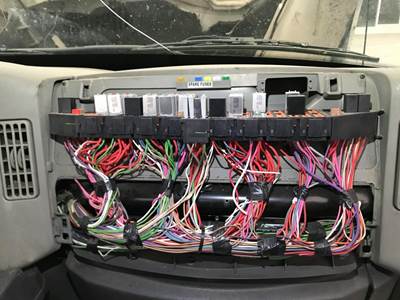 International DuraStar 4400 Fuse Box for a International Durastar (4400)