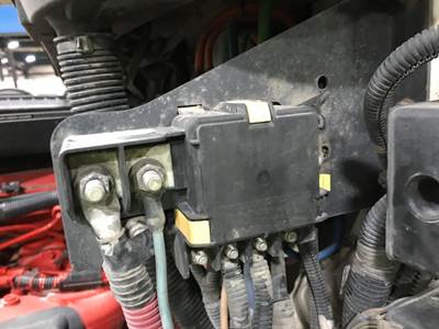 International LT Fuse Box