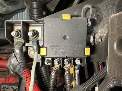 International LT Fuse Box