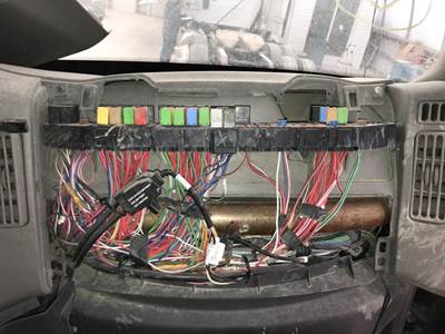 International LoneStar Fuse Box