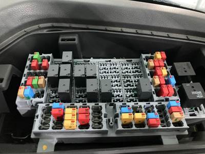 International MV607 Fuse Box