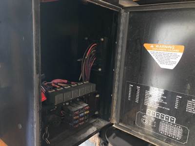 International RE Fuse Box