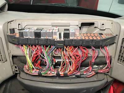 International TranStar 8600 Fuse Box for a International Transtar (8600)