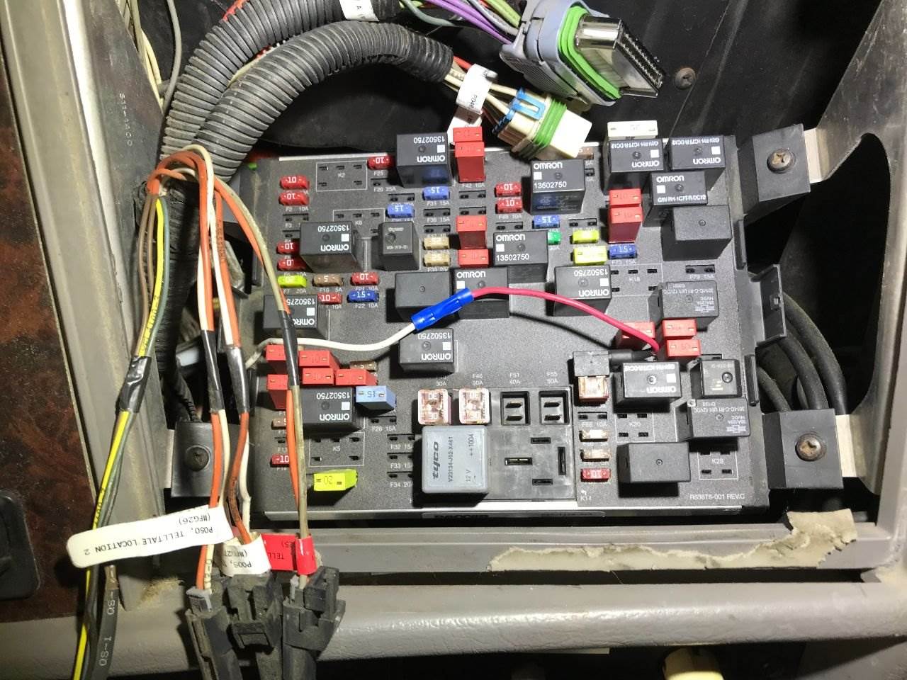 2012 Kenworth T370 Fuse Box For Sale | Sioux Falls, SD | 25503381