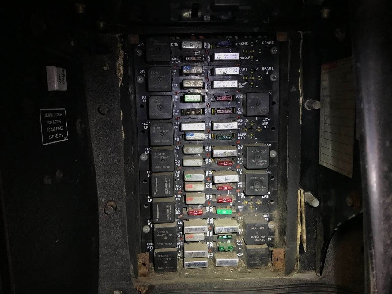 2000 Kenworth T600 Fuse Box For Sale | Council Bluffs, IA | 25366529