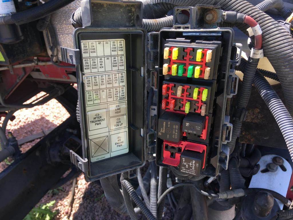 2012 Kenworth T660 Fuse Box For Sale | Sioux Falls, SD ...