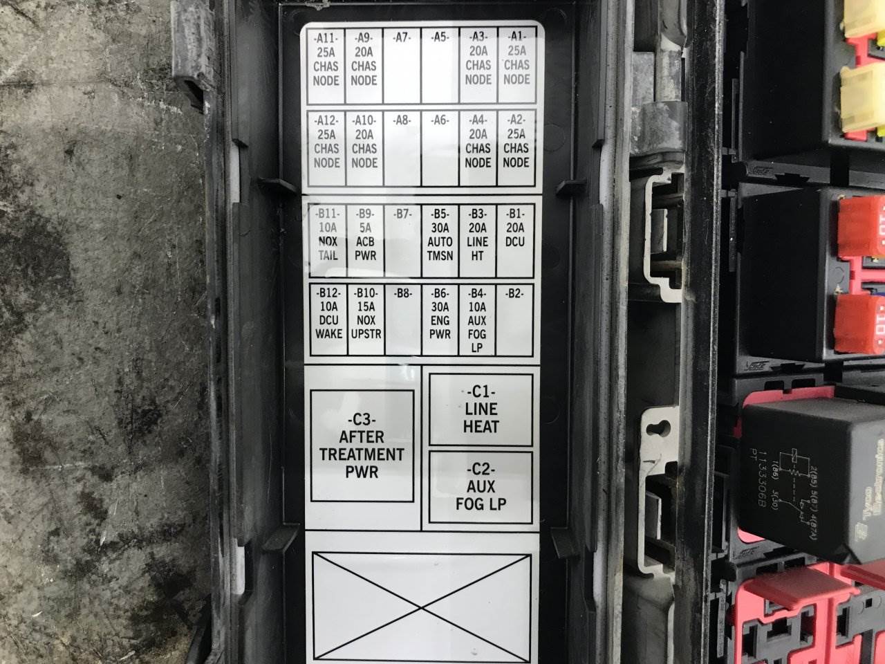 T660 Fuse Panel Diagram Kenworth T660 Fuse Panel Diagram