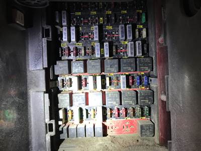 Kenworth T660 Fuse Box