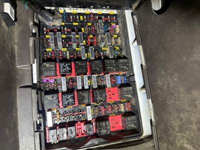 Kenworth T660 Fuse Box